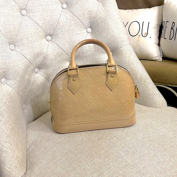 Louis Vuitton Handbags - Louis Vuitton bag
